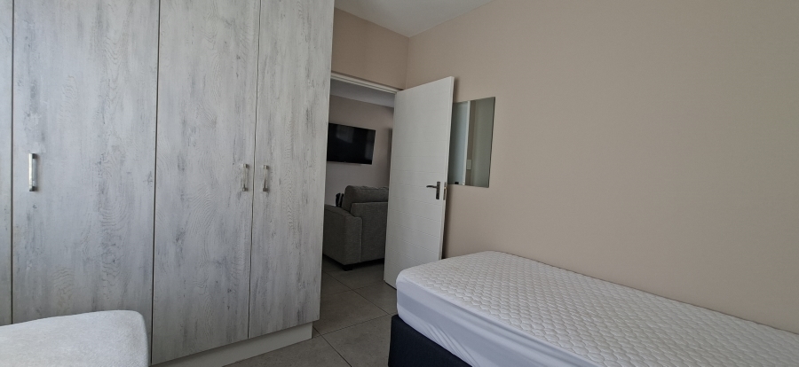 To Let 1 Bedroom Property for Rent in Voorbaai Western Cape